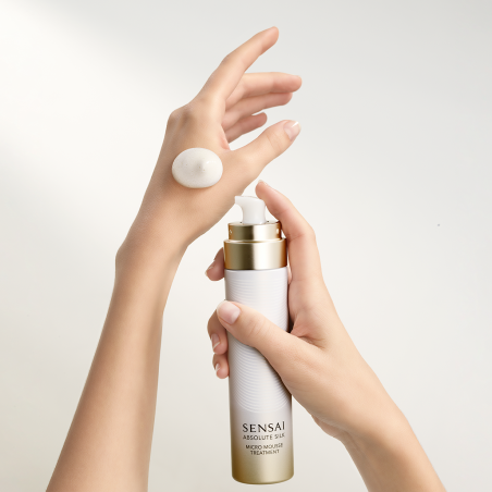 SENSAI ABSOLUTE SILK MICRO MOUSSE TREATMENT