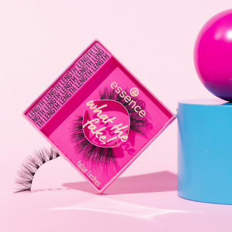 Les Faux Cils What the FAKE!