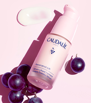 resveratrol lift serum Caudalie