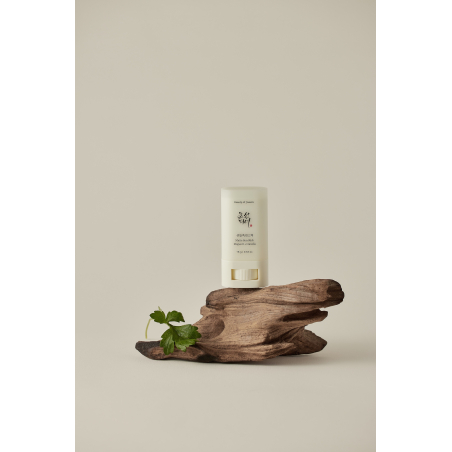 Matte Sun Stick: Mugwort + Camilia Spf 50+