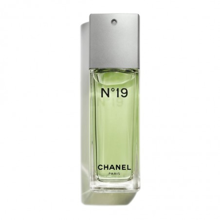 N°19 Eau de Toilette