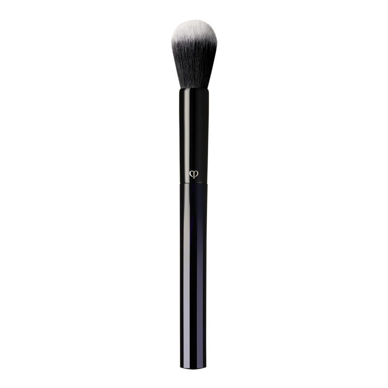 CREAM & POWDER BLUSH BRUSH de Cle De Peau Beaute